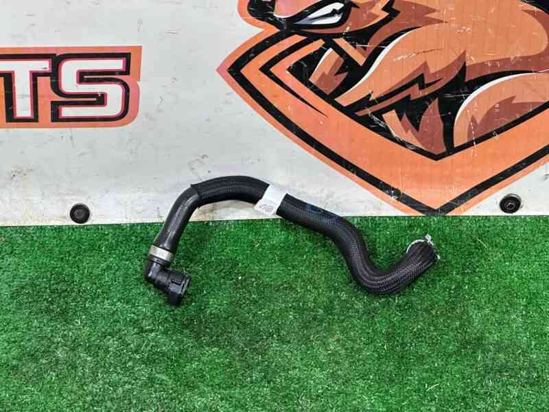 LR115221 Hose from radiator to water pump Range Rover Evoque New L551 (2019-) used cost 25 € in stock 3 pcs.