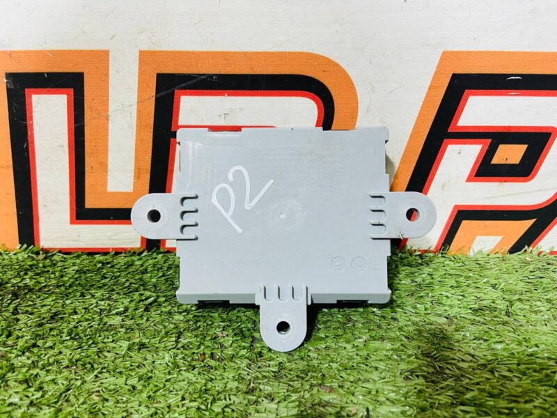 LR117886 Front passenger door comfort unit Range Rover Sport L494 (2014-2022) Used cost 50 € in stock 1 pcs.