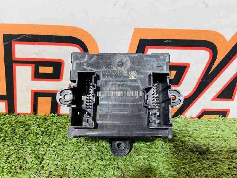 LR117887 Front Driver's Door Comfort Unit Range Rover Sport L494 (2014-2022) Used cost 50 € in stock 1 pcs.