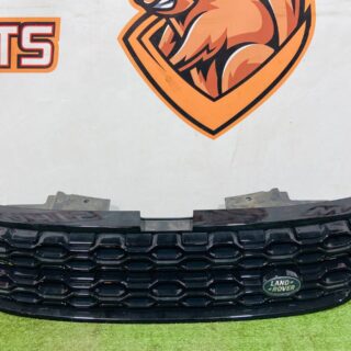 LR127707 Radiator grille Land Rover Discovery Sport L550 (2015-) Used cost 210 € in stock 1 pcs.