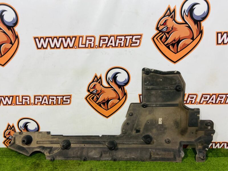 LR135622 Right underbody protection Land Rover Discovery Sport L550 (2015-) Used cost 100 € in stock 1 pcs.
