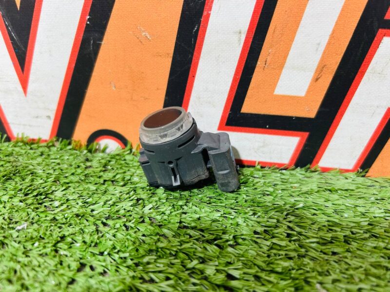 LR137887 Parking sensor Jaguar I-Pace X590 (2018-) USED cost 70 € in stock 2 pcs.