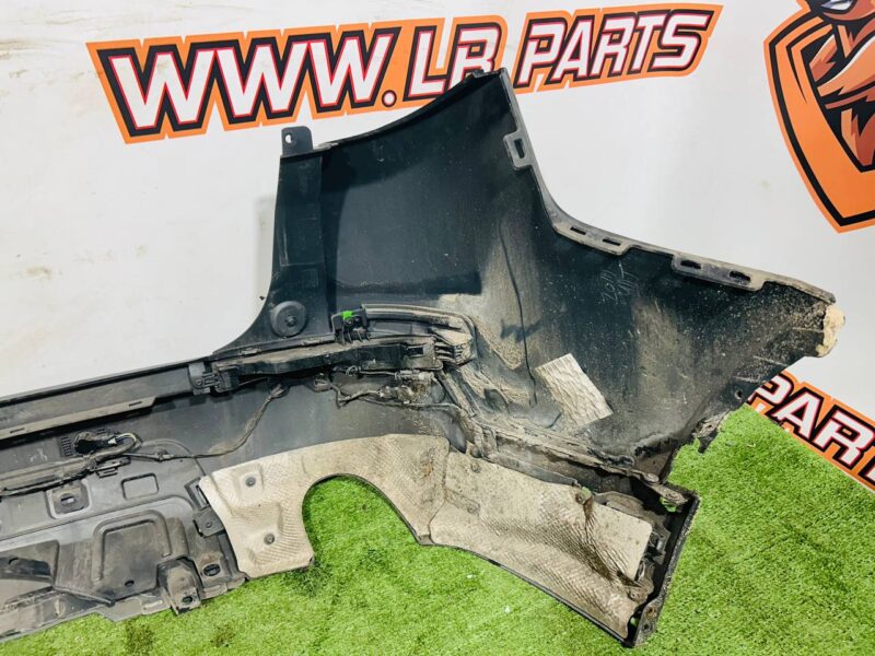 LR137937 Rear bumper assembly Land Rover Discovery Sport L550 (2015-) used - Image 43