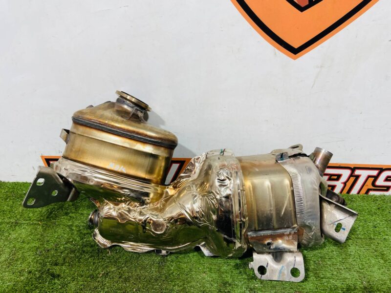 LR139755 Diesel particulate filter Range Rover Evoque New L551 (2019-) used cost 800 € in stock 2 pcs.