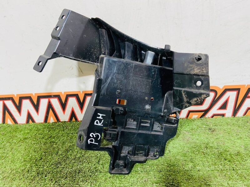 LR144369 Blind Spot Sensor with Bracket Right Land Rover Discovery Sport L550 (2015-) Used cost  € in stock 1 pcs.