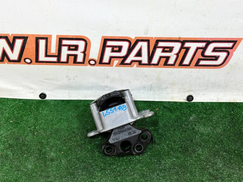 LR155919 Bracket automatic transmission Range Rover Evoque New L551 (2019-) used cost  € in stock 2 pcs.