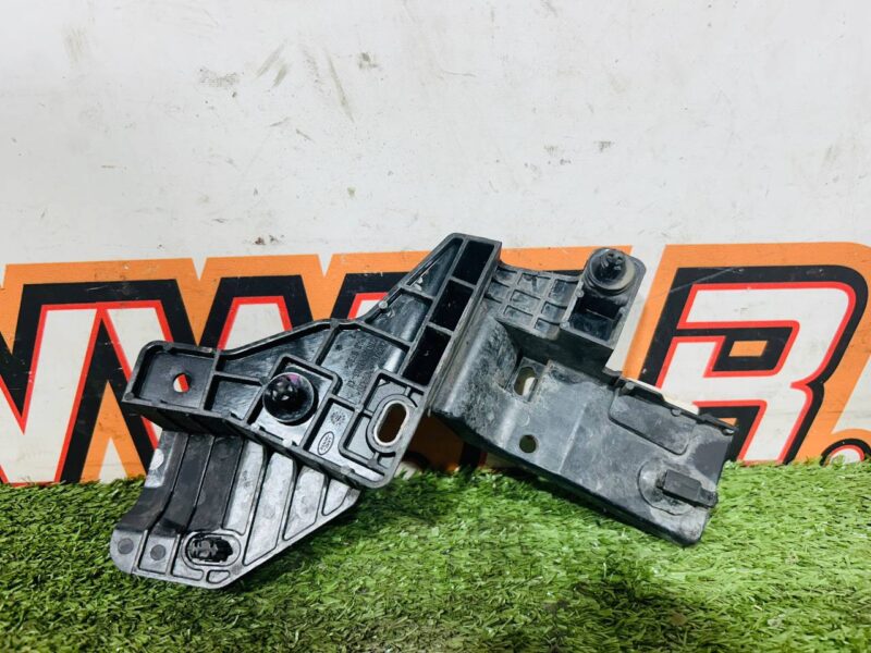 LR156279 Battery wiring bracket Land Rover Discovery Sport L550 (2015-) USED cost  € in stock 1 pcs.