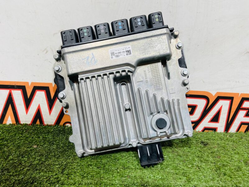 T2H52236 Engine control unit Jaguar F-Pace X761 (2017-) Used cost 250 € in stock 4 pcs.