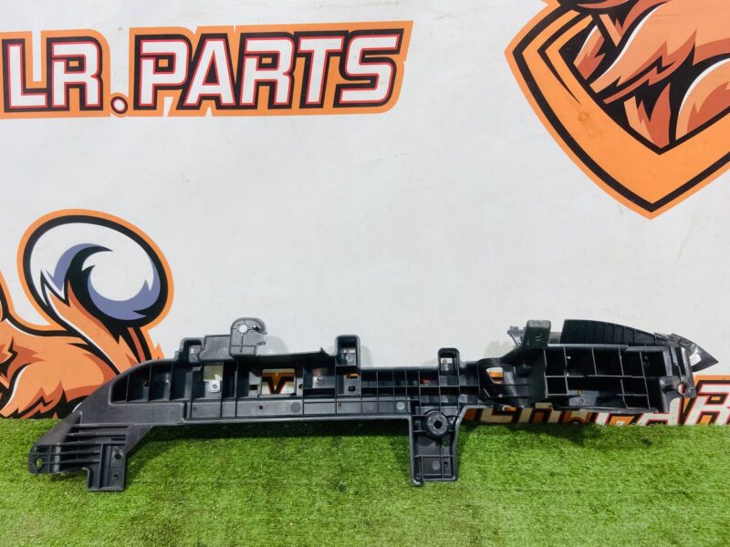 T4A3461 Trunk panel right Jaguar F-Pace X761 (2017-) Used cost 40 € in stock 2 pcs.