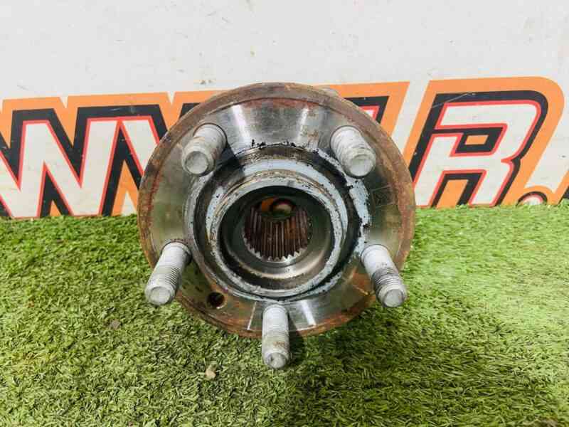 T4A49464 Front hub Jaguar I-Pace X590 (2018-) Used cost  € in stock 1 pcs.