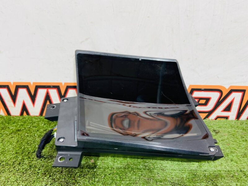 T4K13846 Head-up display Jaguar I-Pace X590 (2018-) Used cost  € in stock 1 pcs.