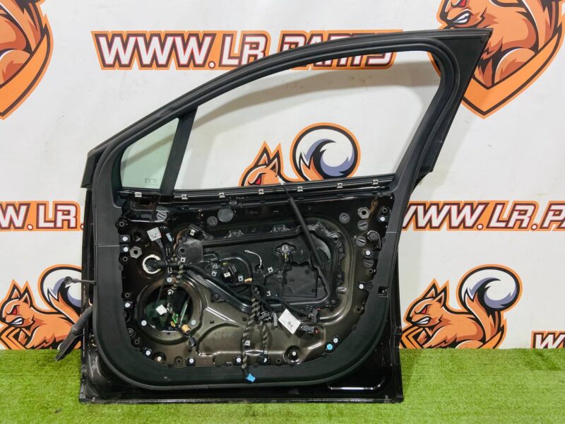 T4K1541KIT Front right door complete Jaguar I-Pace X590 (2018-) Used cost 700 € in stock 1 pcs.