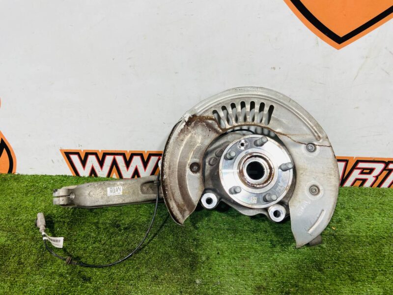 T4K16516 Steering knuckle (pin) front right Jaguar I-Pace X590 (2018-) Used cost 450 € in stock 2 pcs.