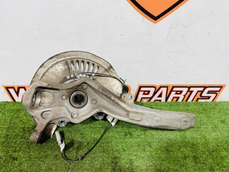 T4K16516 Steering knuckle (pin) front right Jaguar I-Pace X590 (2018-) Used cost 450 € in stock 2 pcs.