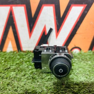 T4K4939 Volume Switch Jaguar E-Pace X540 (2017-) Used cost  € in stock 5 pcs.