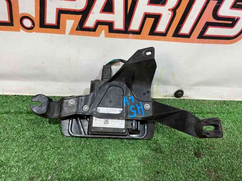 T4K5723 Sensor of dead (blind) zones left JAGUAR I-PACE Used cost 300 € in stock 3 pcs.