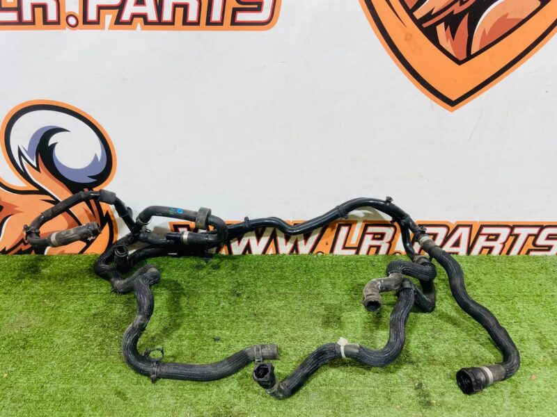 T4K9527 Cooling hose Jaguar I-Pace (2018-) Used cost 95 € in stock 3 pcs.