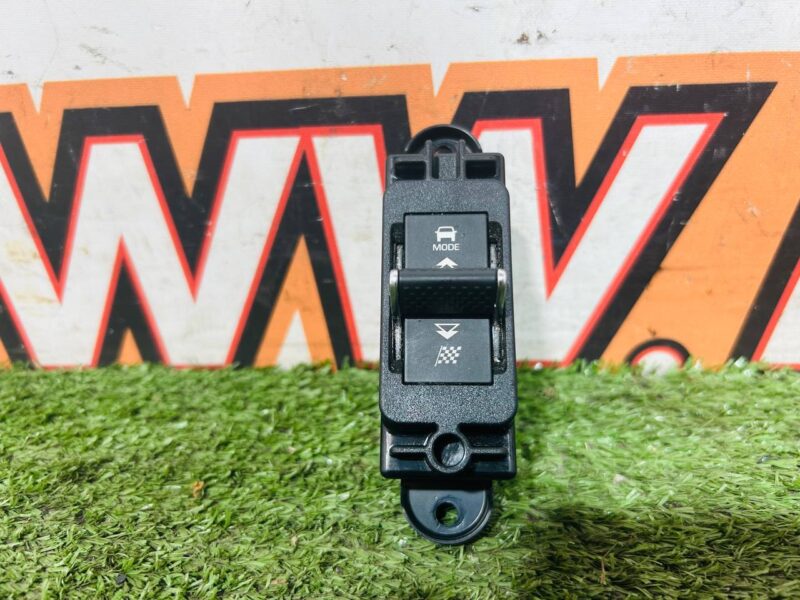 T4N25480 Jaguar E-Pace X540 (2017-) Driving Control Button Block Used cost  € in stock 1 pcs.