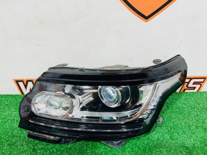 LR067216 Left headlight Range Rover L405 (2013-2021) used cost 400 € in stock 3 pcs.