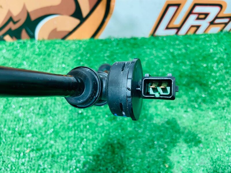 LR067249 Vacuum hose Range Rover Sport L494 (2014-2022) Used cost  € in stock 1 pcs.