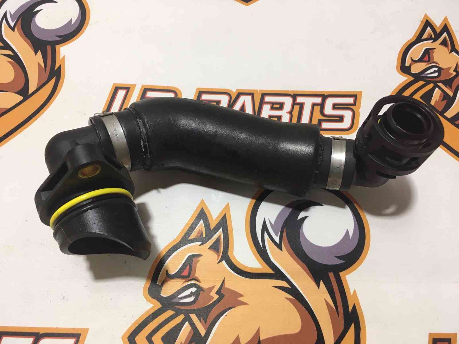 LR077852 Breather Pipe Land Rover Discovery Sport L550 (2015-) Used cost 35 € in stock 1 pcs.