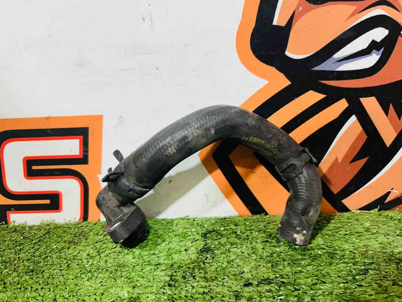 LR084790 Hose from EGR cooler to EGR valve Land Rover Discovery Sport L550 (2015-) Used cost 15 € in stock 1 pcs.