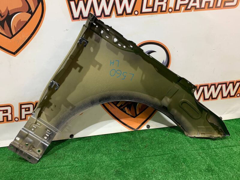 LR091699 Front left wing Range Rover Velar L560 (2018-) Used cost 300 € in stock 1 pcs.