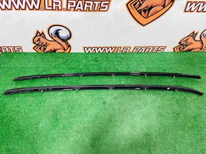 LR092794KIT Roof rails set Range Rover Velar L560 (2018-) Used cost  € in stock 1 pcs.