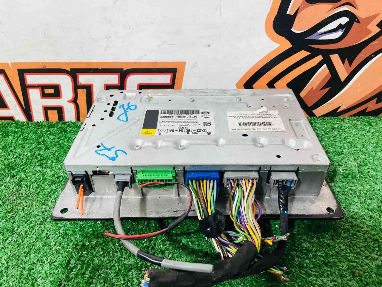 LR093599 Audio amplifier 1280W Range Rover Sport L494 (2014-2022) Used cost 700 € in stock 1 pcs.