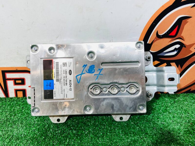 LR098869 Audio amplifier 600W 12-channel Land Rover Discovery 5 L462 (2017-) Used cost 394,44 € in stock 5 pcs.