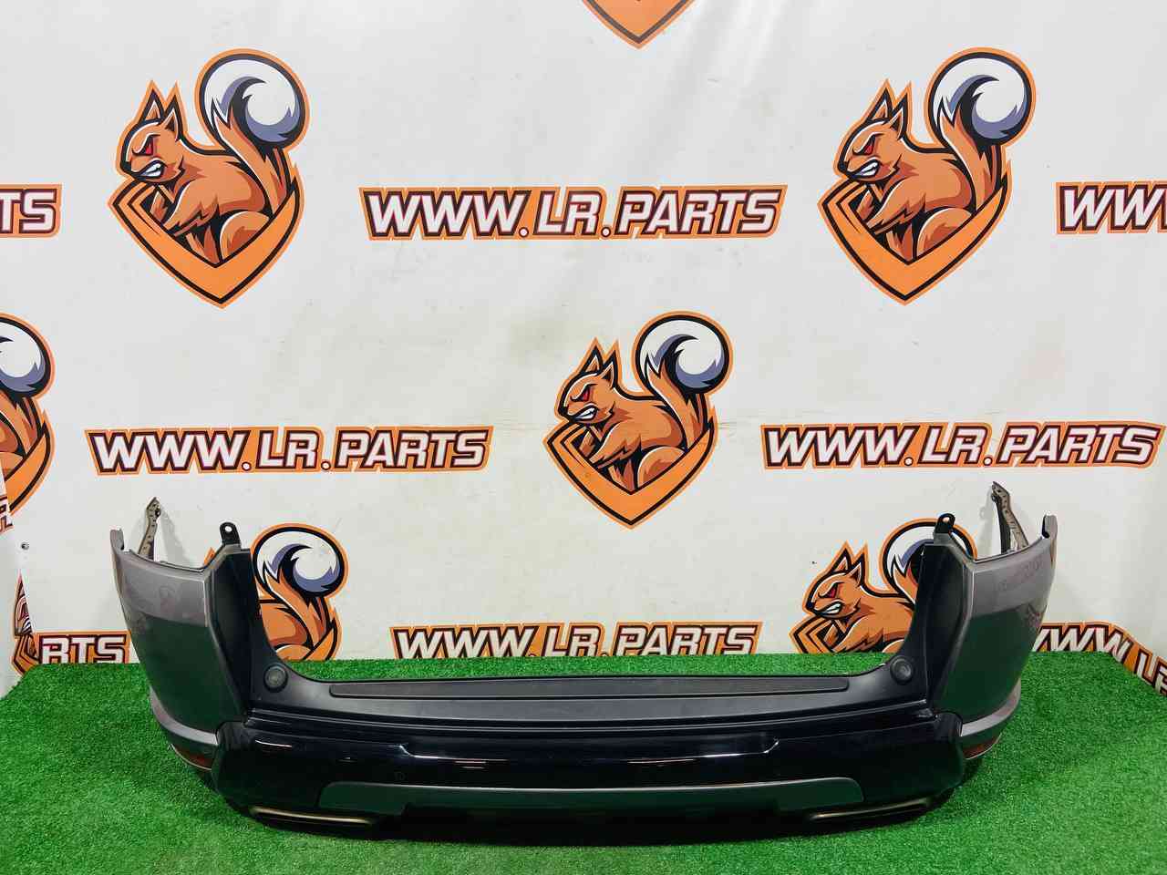 LR098889 Rear bumper 2018- complete assembly set Range Rover Sport L494 (2014-2022) Used - Image 45