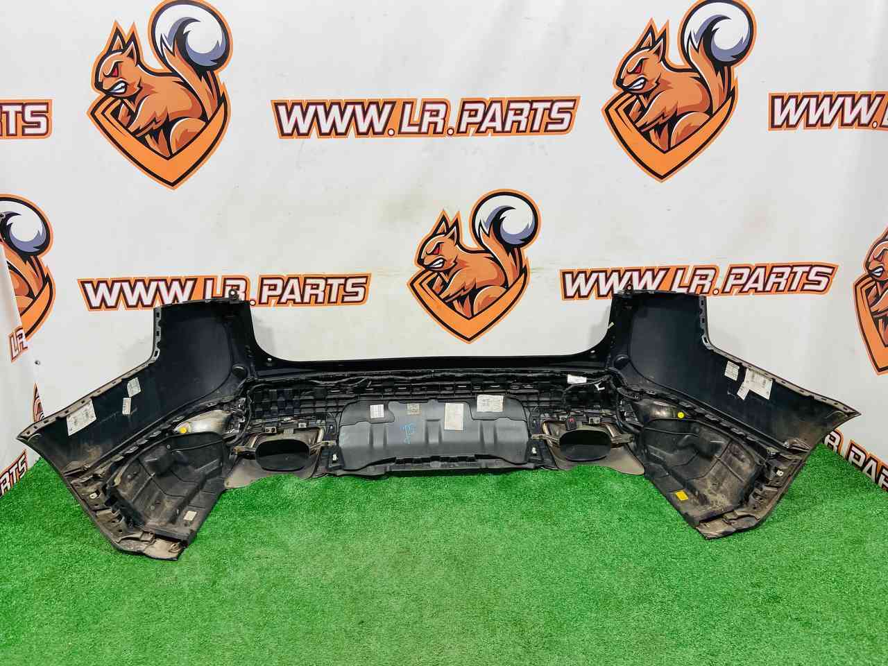 LR098889 Rear bumper 2018- complete assembly set Range Rover Sport L494 (2014-2022) Used - Image 46