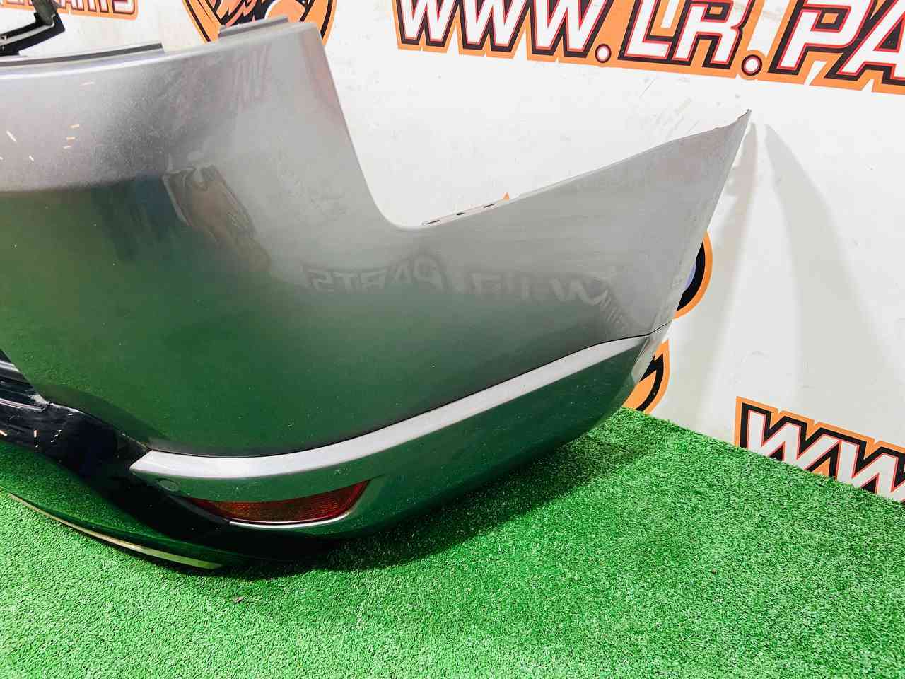 LR098889 Rear bumper 2018- complete assembly set Range Rover Sport L494 (2014-2022) Used - Image 50