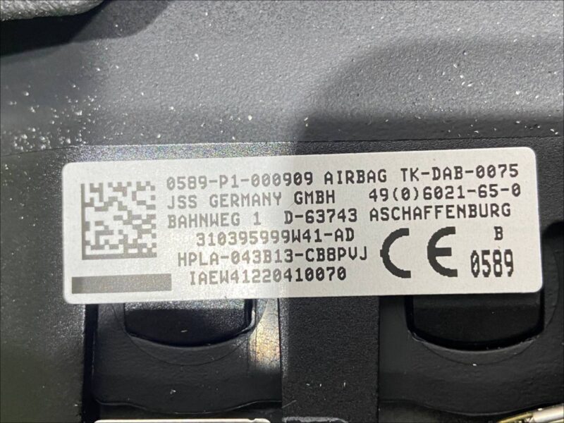 LR101336 Airbag in steering wheel Range Rover Sport L494 (2014-2022) Used cost 200 € in stock 1 pcs.
