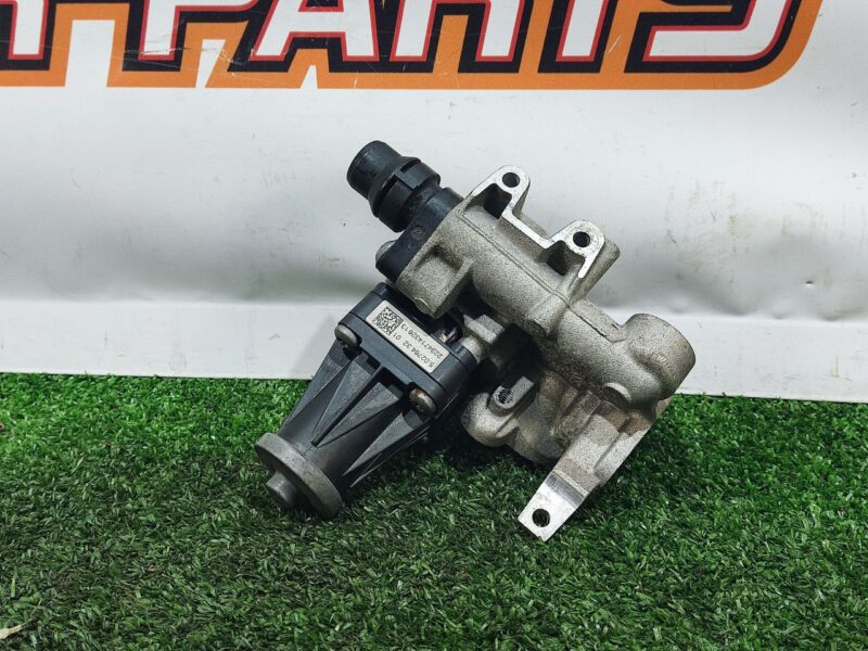 LR110291 EGR Valve 2.0 DI with Heat Exchanger Land Rover Discovery Sport L550 (2015-) Used cost 150 € in stock 1 pcs.