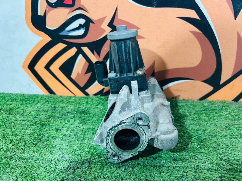 LR110291 EGR Valve 2.0 DI with Heat Exchanger Land Rover Discovery Sport L550 (2015-) Used cost 150 € in stock 1 pcs.