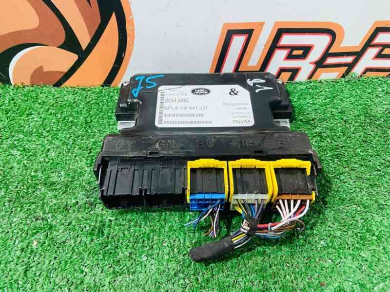 LR111476 Used active stabilizer control unit Range Rover L405 (2013-2021) cost 100 € in stock 2 pcs.