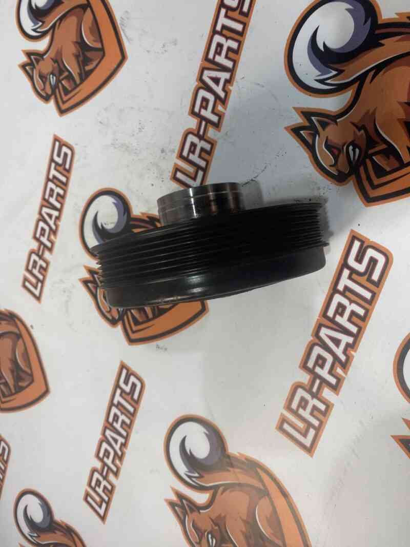 LR113860 Crankshaft pulley with damper 2.0D 2.0IE Range Rover Velar L560 (2018-) Used cost 100 € in stock 1 pcs.