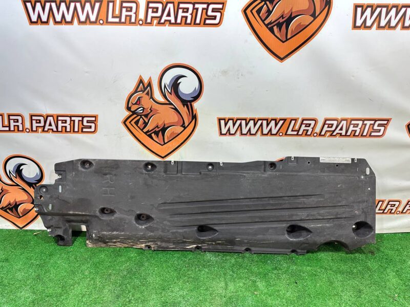 LR114170 Right underbody protection Range Rover Evoque New L551 (2019-) Used cost 120 € in stock 2 pcs.