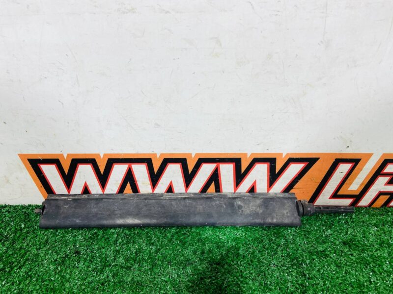LR114176.1 Radiator Shutter Blades Range Rover Evoque New L551 (2019-) Used cost  € in stock 11 pcs.