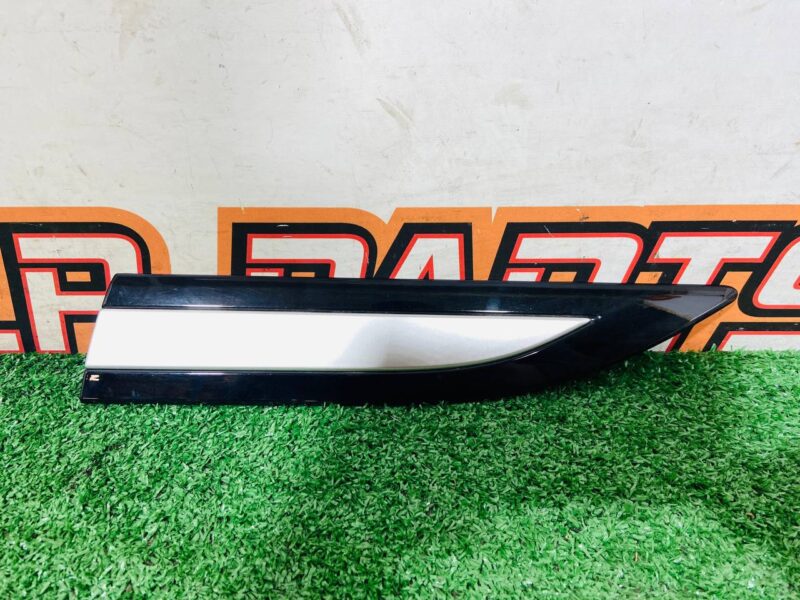 LR114461 Molding of the front left door upper Range Rover Evoque New L551 (2019-) Used cost  € in stock 1 pcs.