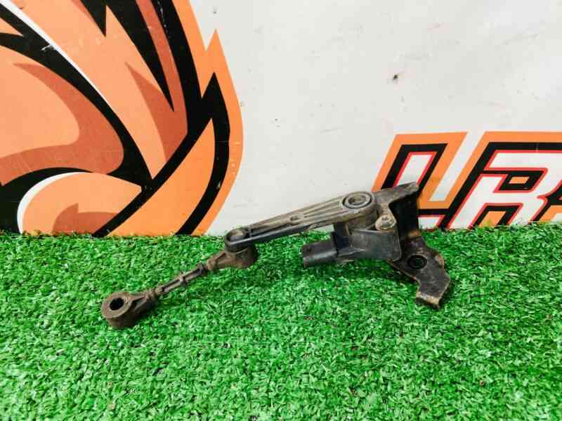 LR114546 Body position sensor front right Land Rover Discovery Sport L550 (2015-) Used cost 60 € in stock 1 pcs.