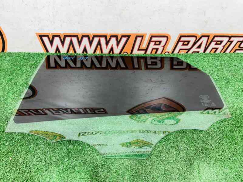 LR114605 Glass door rear left Range Rover Evoque New L551 (2019-) Used cost  € in stock 2 pcs.