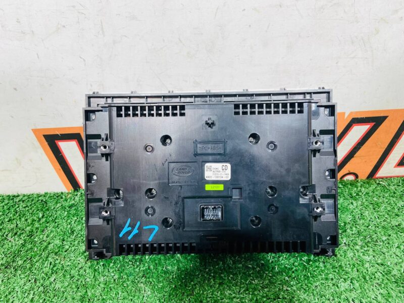 LR114839 Heater control panel Range Rover Evoque New L551 (2019-) Used cost  € in stock 1 pcs.