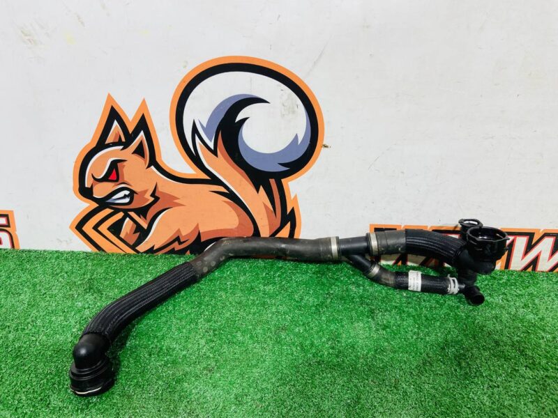 LR115011 Radiator pipe upper Land Rover Discovery Sport L550 (2015-) Used cost 35 € in stock 3 pcs.