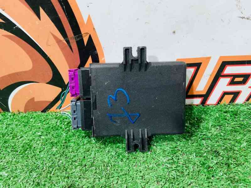 LR116788 Throttle control unit Range Rover Sport L494 (2014-2022) Used cost  € in stock 1 pcs.