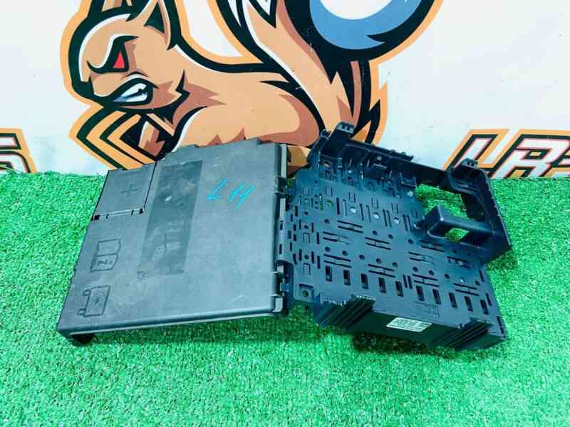 LR117841 Fuse Box Land Rover Discovery Sport L550 (2015-) Used cost 40 € in stock 2 pcs.
