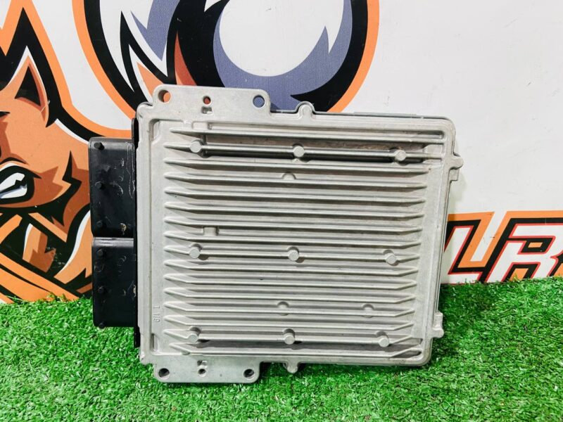 LR117874 Electronic engine control unit Range Rover Sport L494 (2014-2022) Used - Image 13