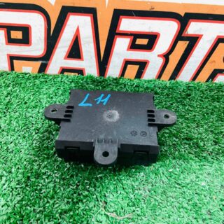 LR117888 Front Door Control Unit Driver Side Range Rover Evoque New L551 (2019-) Used cost  € in stock 1 pcs.