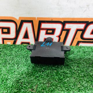 LR117892 Rear Door Control Unit Driver Side Range Rover Evoque New L551 (2019-) Used cost  € in stock 1 pcs.